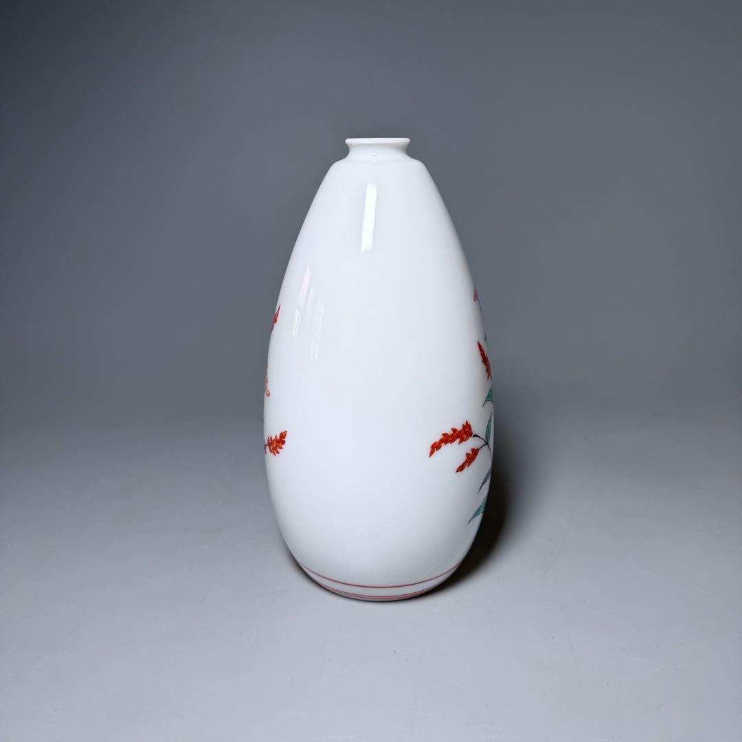 人間国宝　十四代　酒井田柿右衛門　錦　蓼文花瓶　共箱　栞　高さ15.5cm