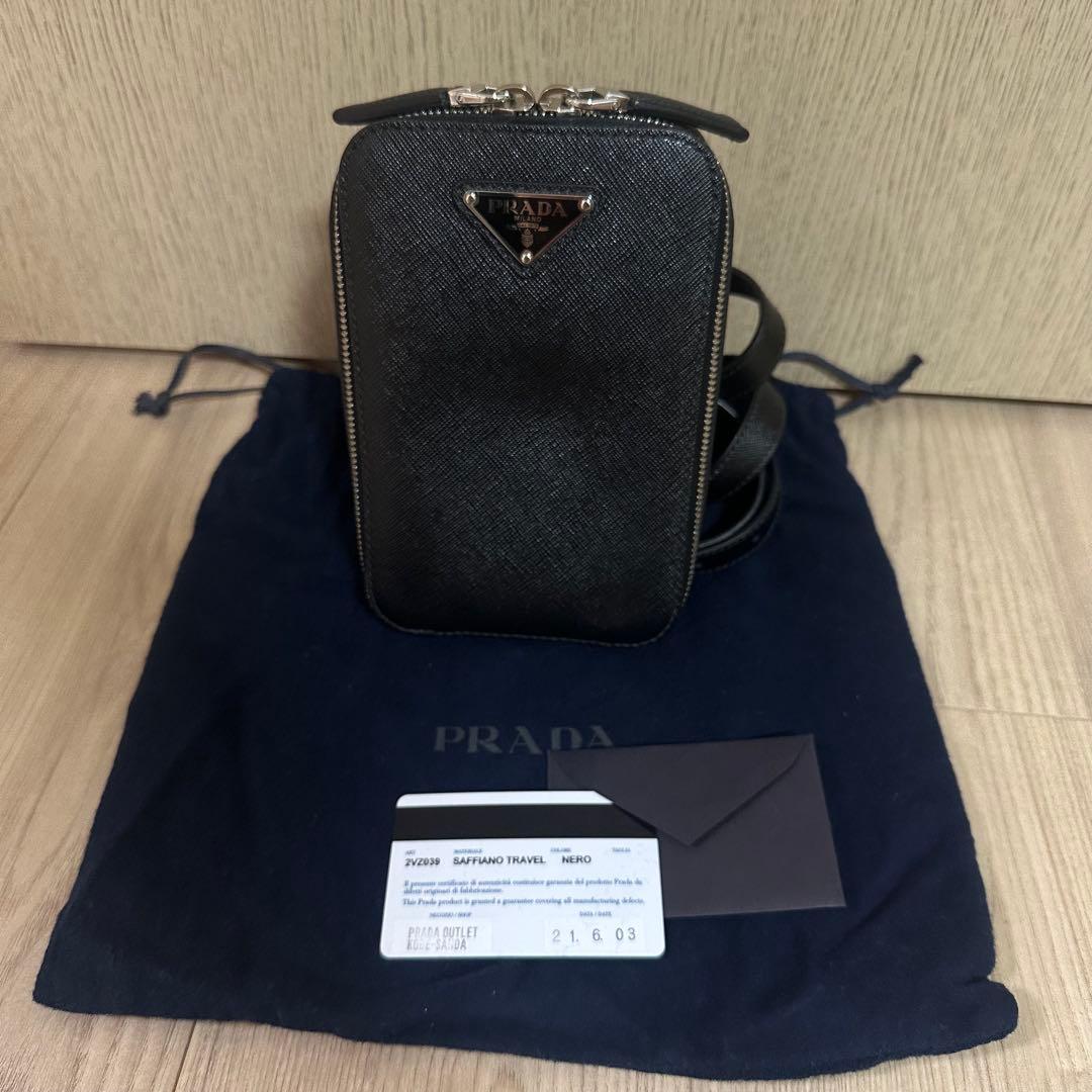 とっちゃんぼーい様専用 【新品】PRADA サフィアーノトラベル ボディー