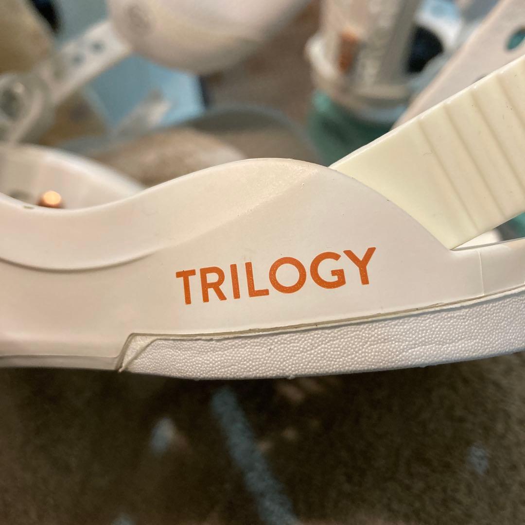 け*ぴ様 TRILOGY ビンディング 2018/2019 ホワイト M