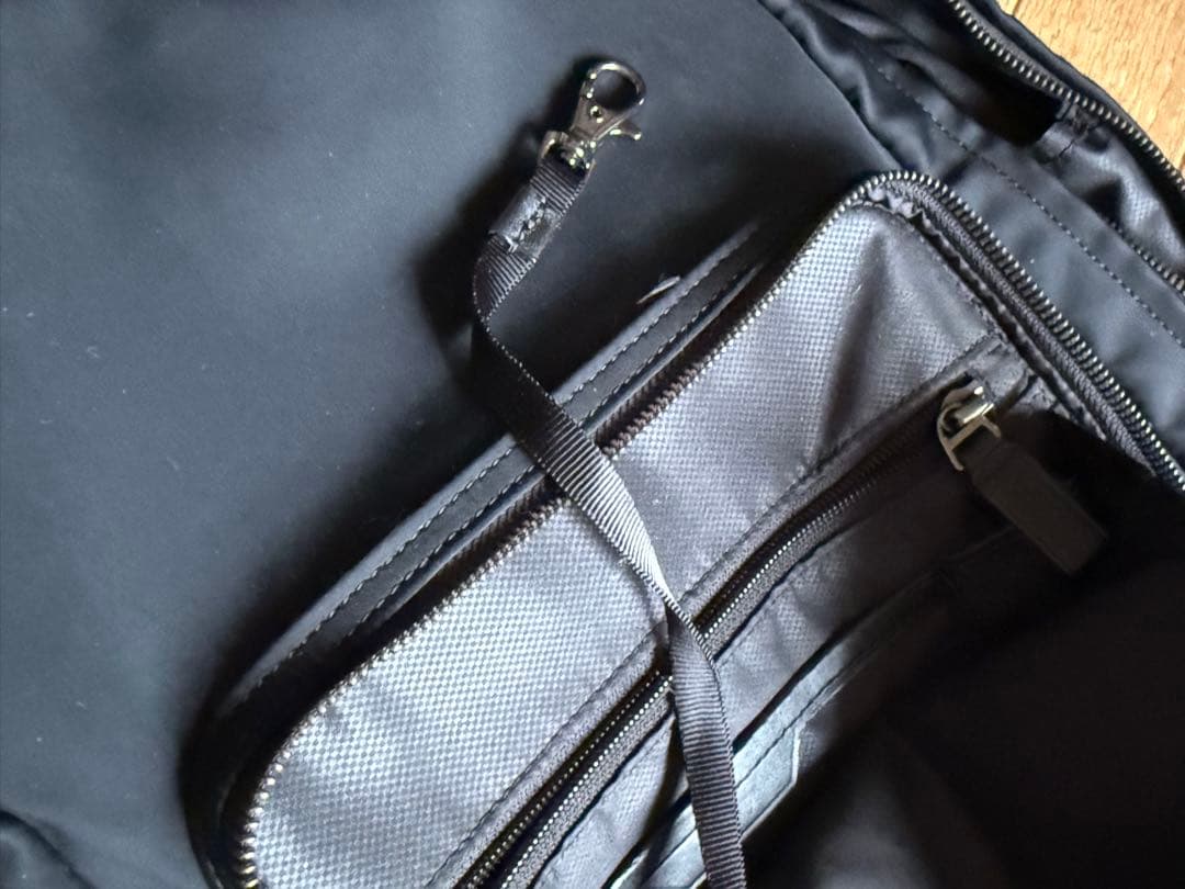 ま*庵様 TUMI ハリソン ブラック 上質ナイロン 本革使いリュックサック ユ