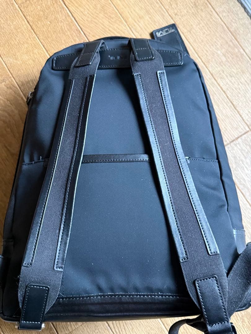 ま*庵様 TUMI ハリソン ブラック 上質ナイロン 本革使いリュックサック ユ