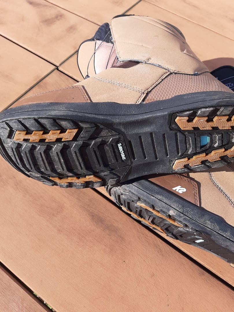 スノーボードブーツ BOA 調整システム　メンズ28cm