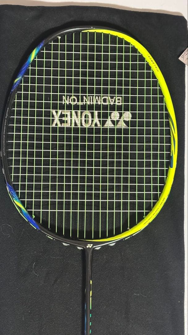 廃盤・フレーム美品】YONEX アストロクス77 初代 4UG5 | 接触なし