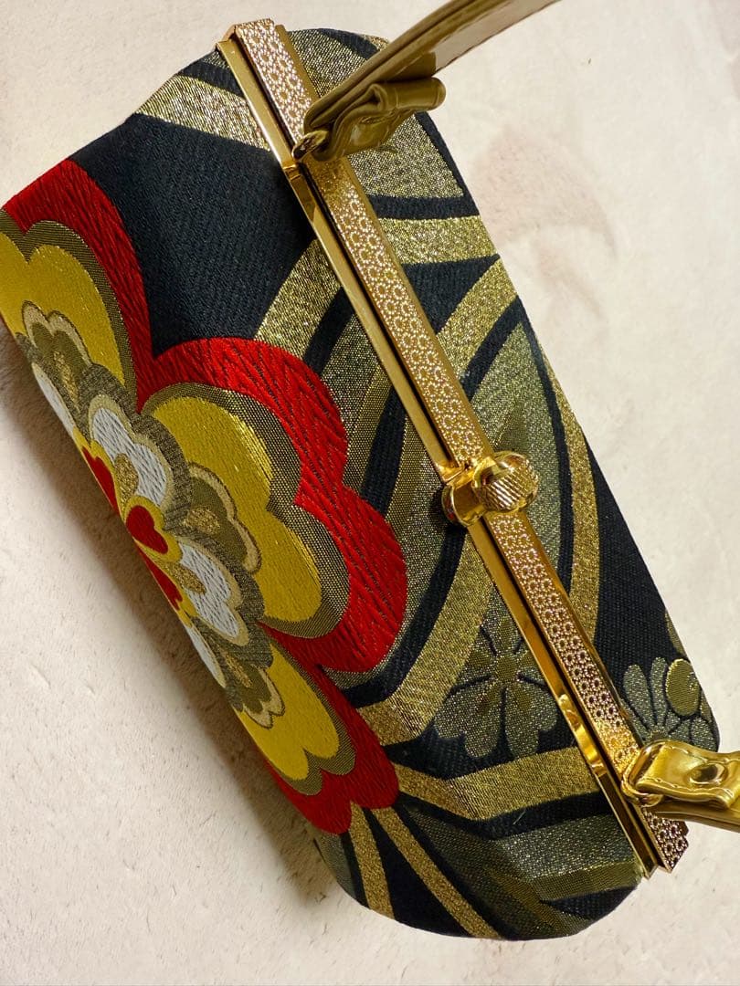 1回のみ使用　成人式　華やかな花柄バッグと草履セット