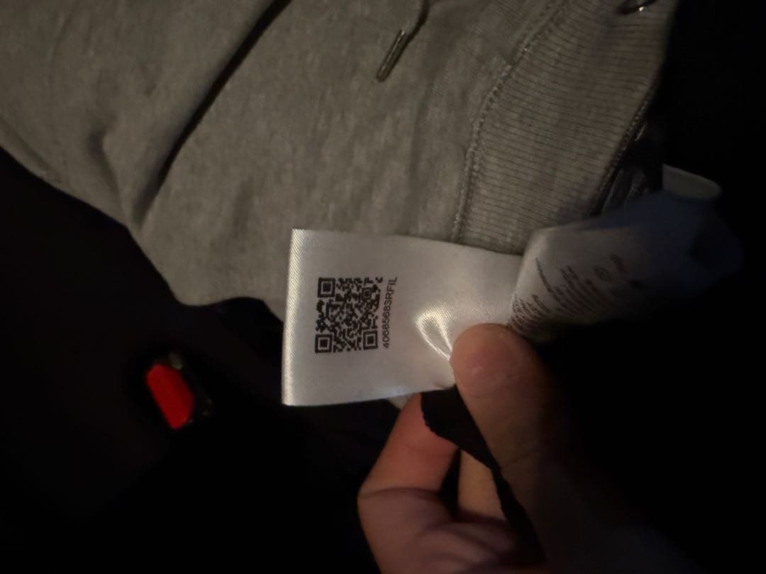 モンクレールトレーナー