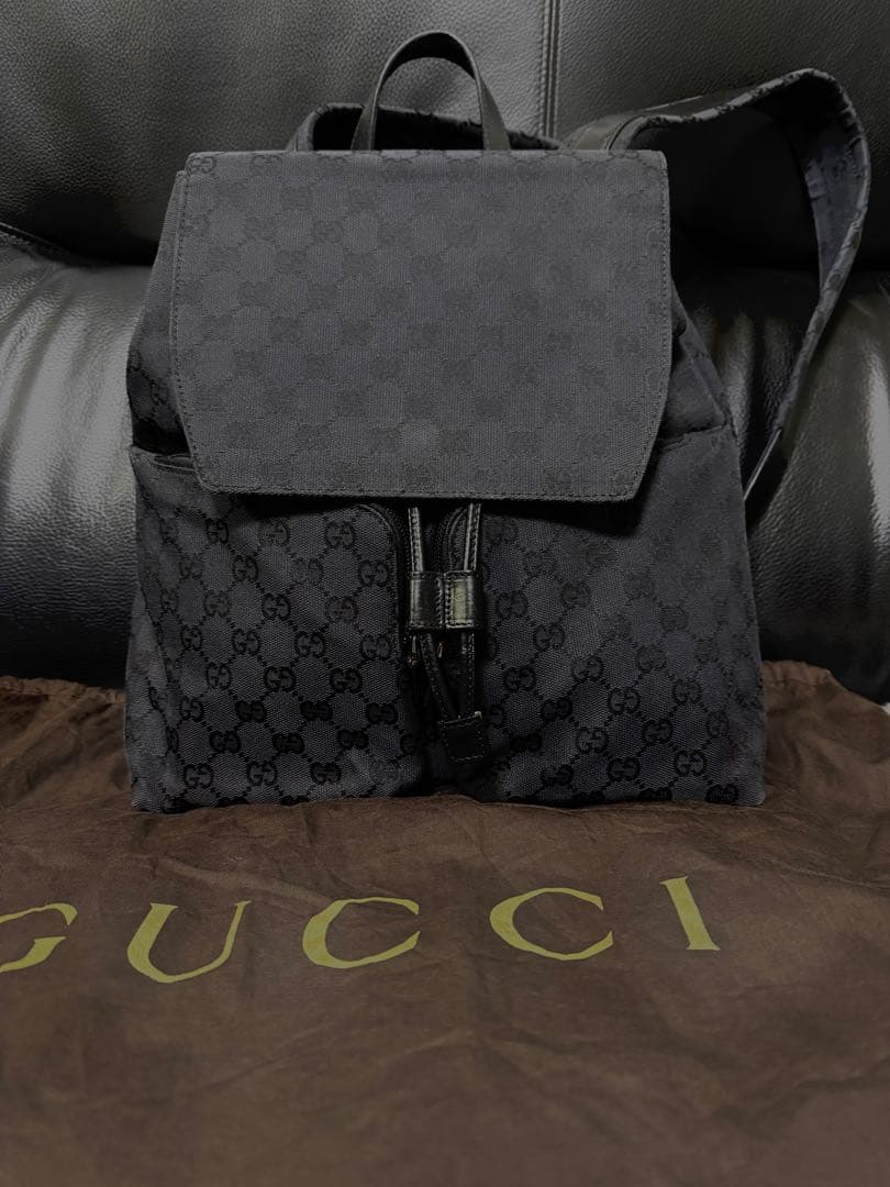 GUCCI リュック バッグパック デイパック GGナイロン GG柄 大容量 黒