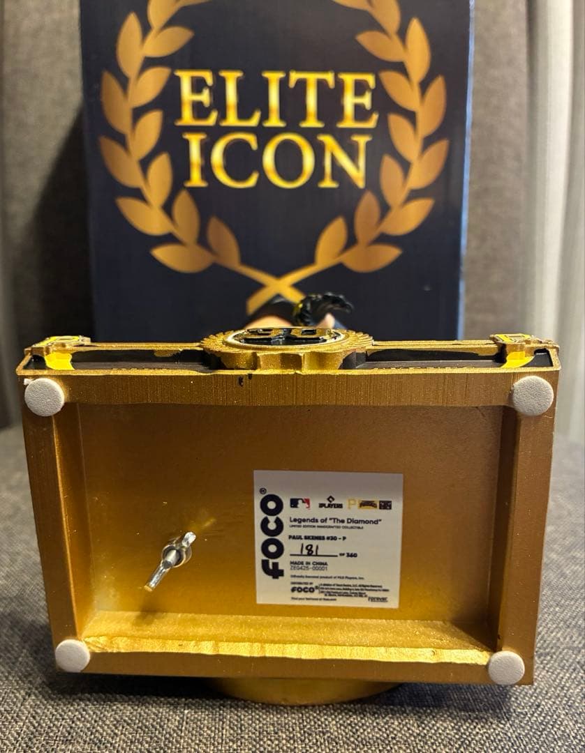 ポール・スキーンズ　ボブルヘッド　パイレーツMLB サイヤング