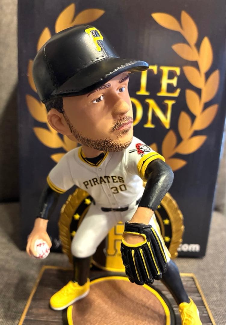 ポール・スキーンズ　ボブルヘッド　パイレーツMLB サイヤング