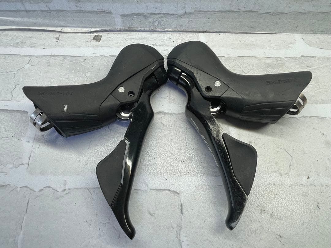 シマノ105 7000 油圧　stiレバー