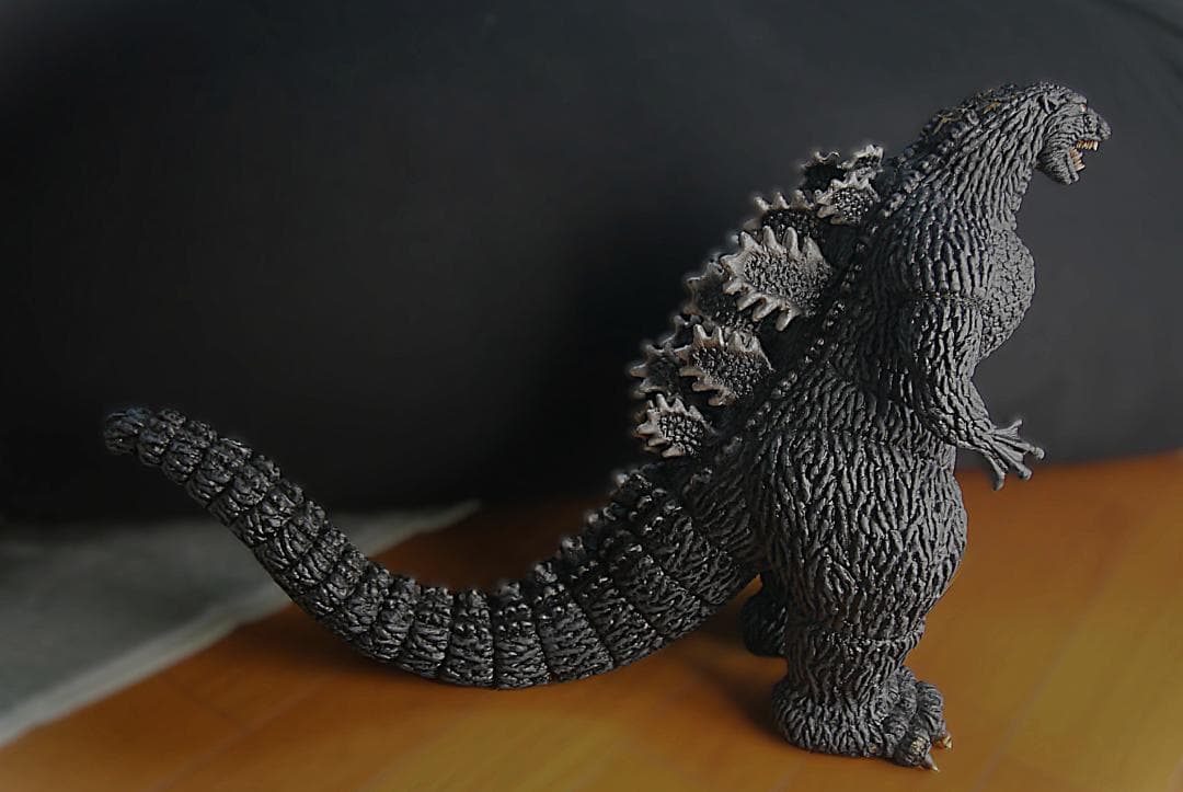 ゴジラ フィギュア 約43cm ジャンク - メルカリ