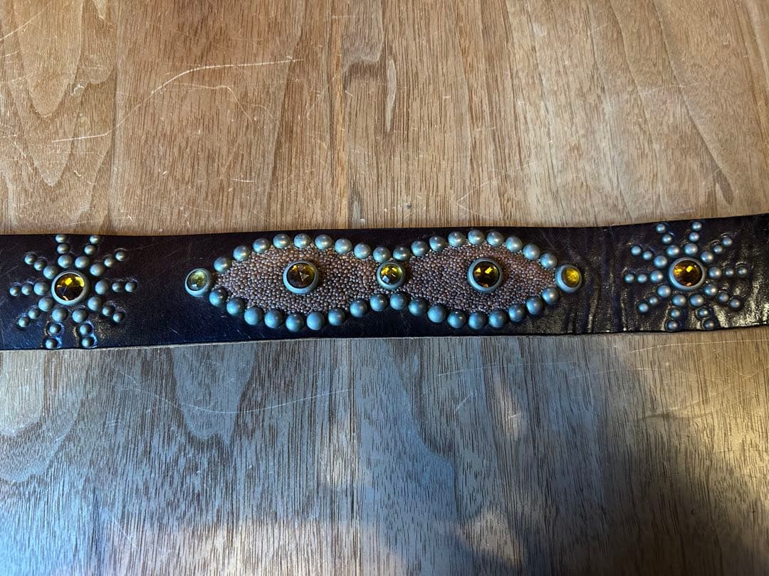 HTC スタッズベルト ブラウンベース 36inch バックル付