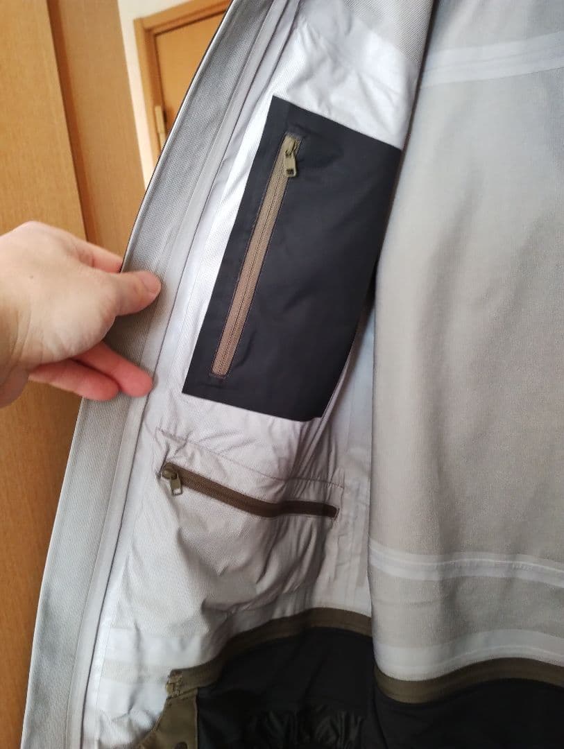 Flylow Quantum Pro Jacket Mサイズ　美品