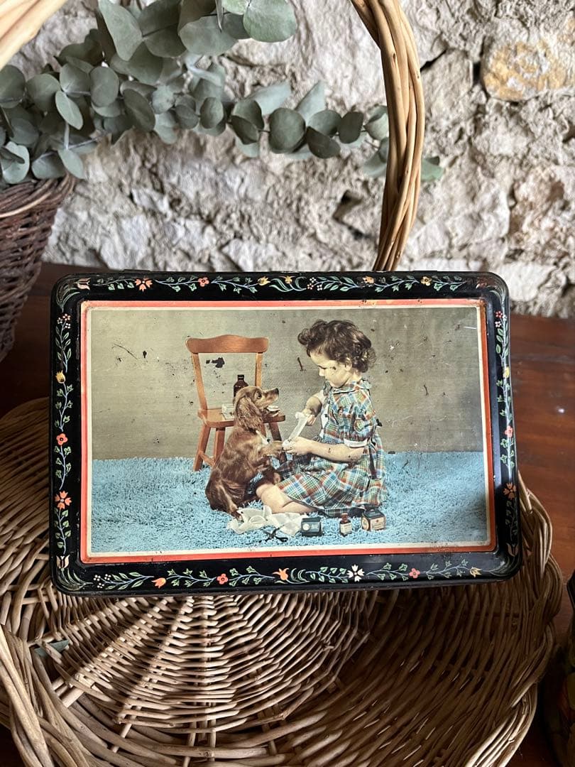 ◇フランス雑貨｜ティン缶セットブリキ缶お菓子箱ケースサビあり花柄