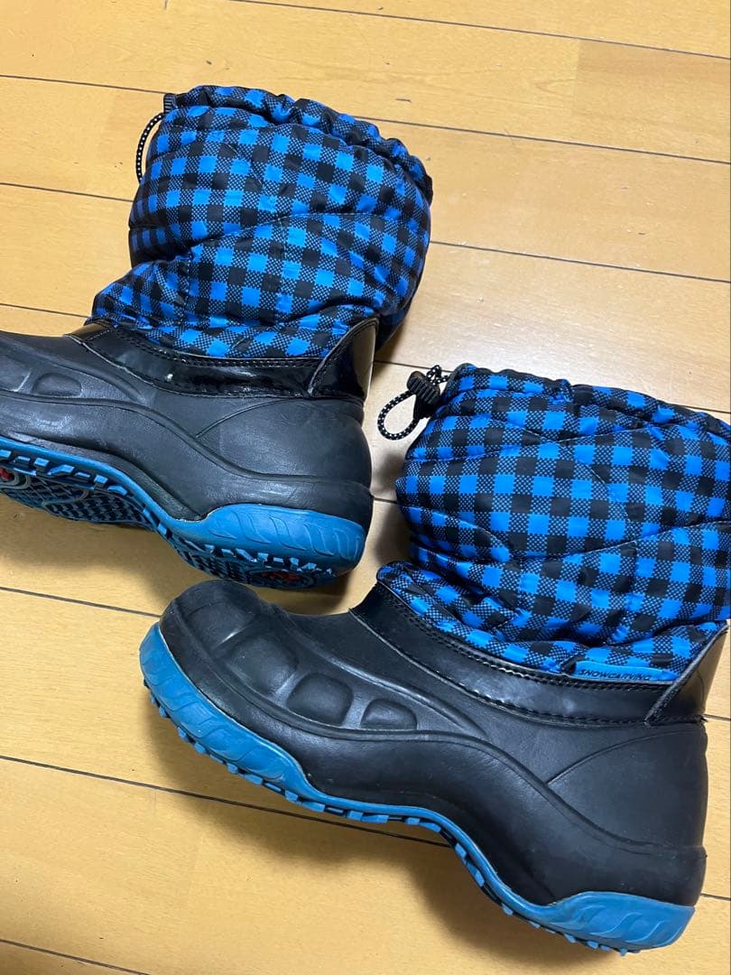 美品 Phenix スキーウェア 女の子 160 150 上下 黒×ピンク 花柄 phenix