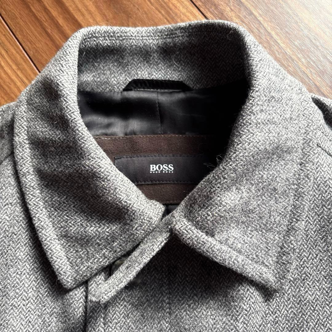 HUGO BOSS グレー ヘリンボン柄ショートコート