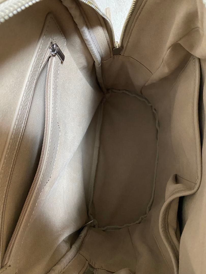 週末値下げ☆ヘイニ本革リュックForcoli フォルコリパスネ付属