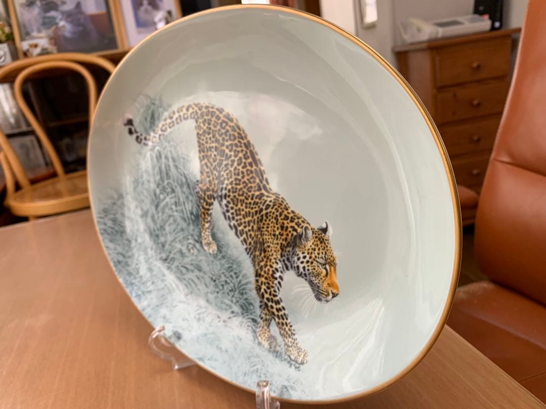 HERMES 赤道直下のスケッチヒョウの絵柄オーバルプレート♡美しい