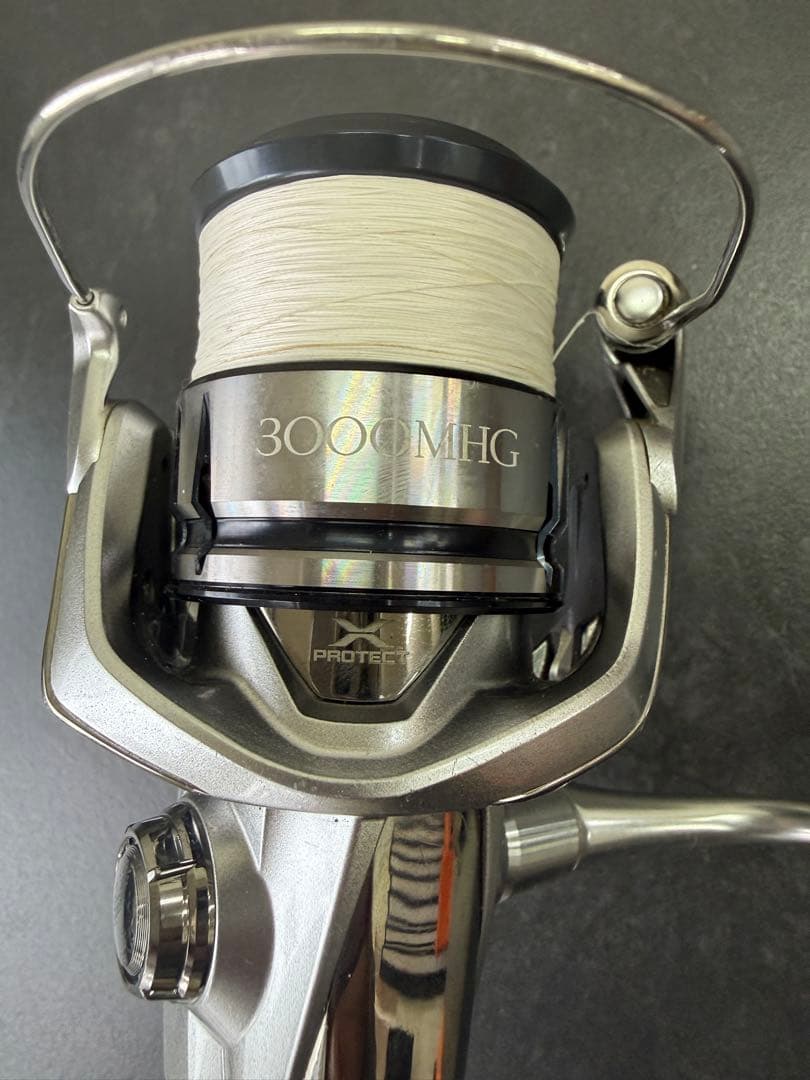 SHIMANO STRADIC3000MHGスピニングリール
