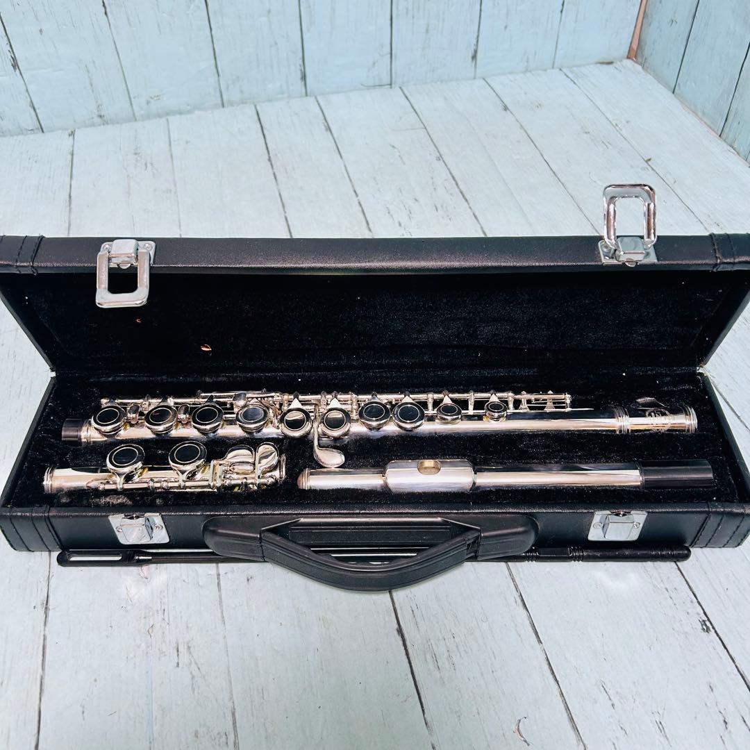 スズキ　SUZUKI 鈴木楽器　フルート　ケース付き　管楽器