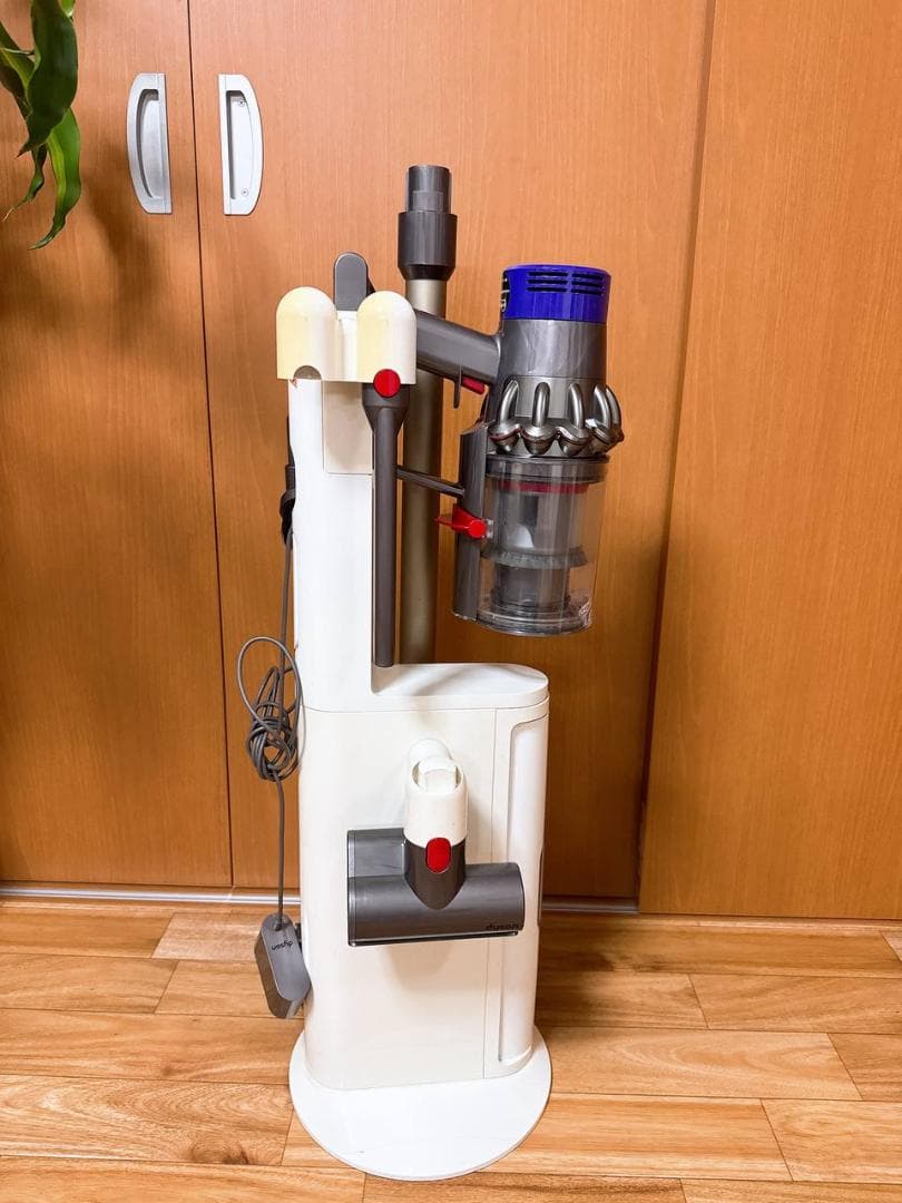 【分解洗浄済】288-ダイソン dyson v10 sv12 掃除機 作動品