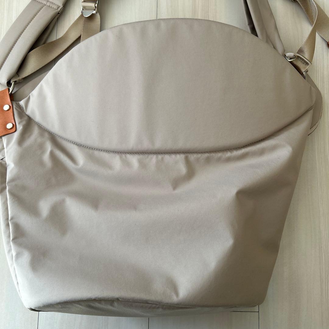 ノルン　抱っこバッグ　ベージュ
