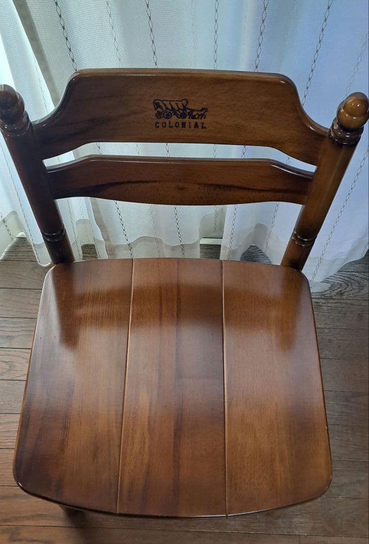【90年代】オールドカリモク コロニアル ダイニングチェア 馬車刻印 2脚