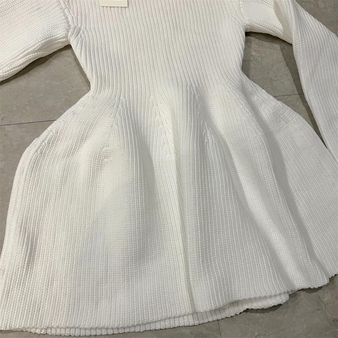 【新品未使用】Bibiy. リブ編み長袖ニットワンピース ホワイト