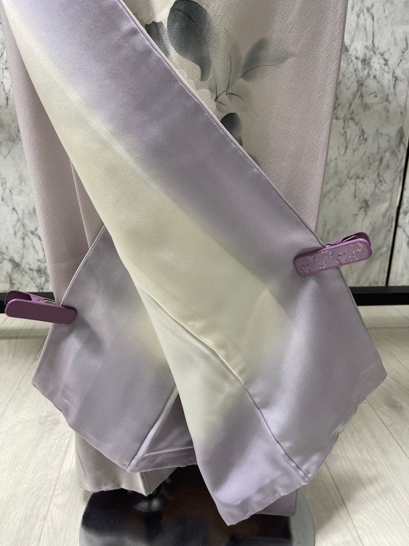 ご購入者様決定正絹付け下げ 薄いふじ色 つばき花柄 一つ紋