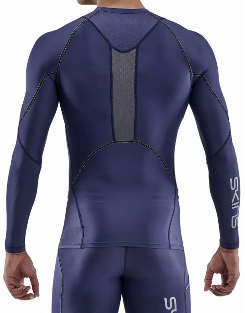 SKINS 長袖　トップス　Lサイズ