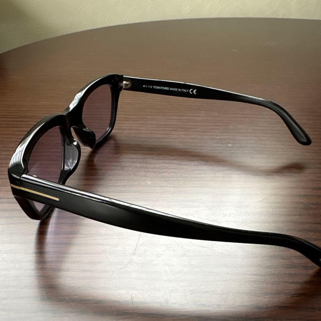 TOM FORD TF237 ブラックサングラス
