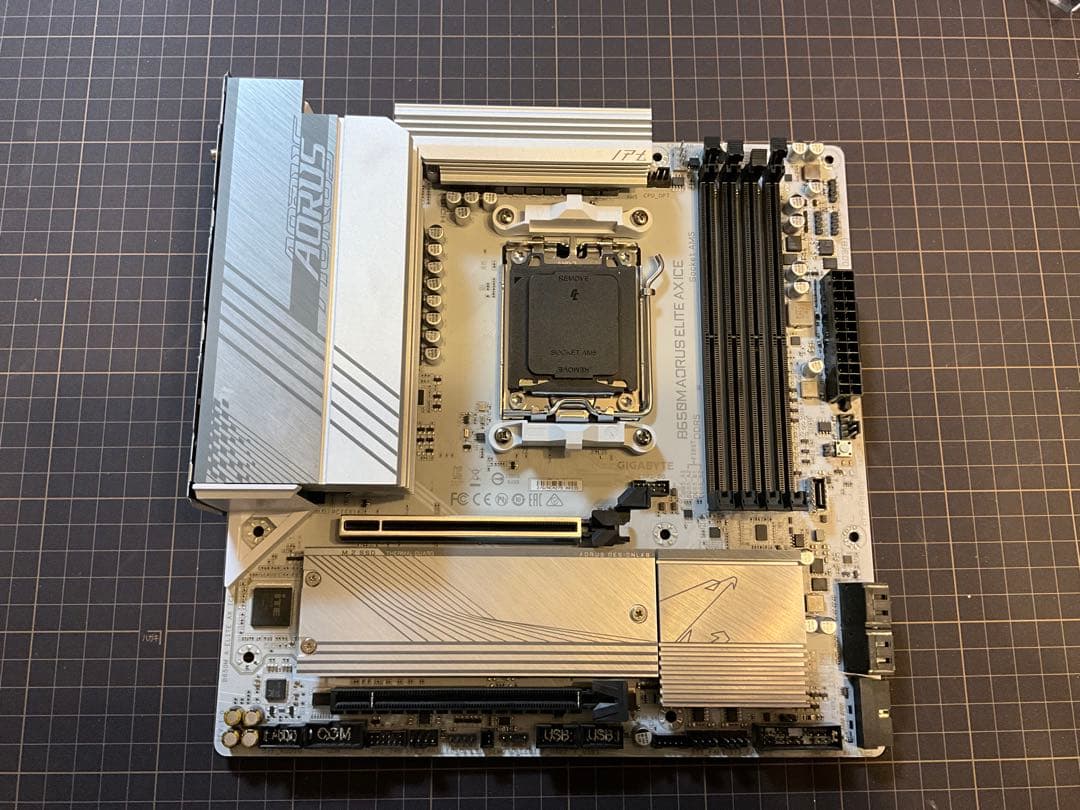 B650M AORUS ELITE AX ICE マザーボード