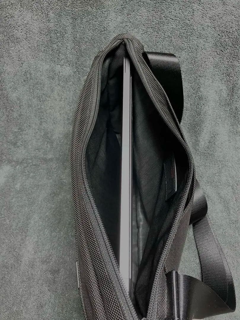 美品 トゥミ TUMI 22112DH ショルダーバッグ ビジネスバッグ