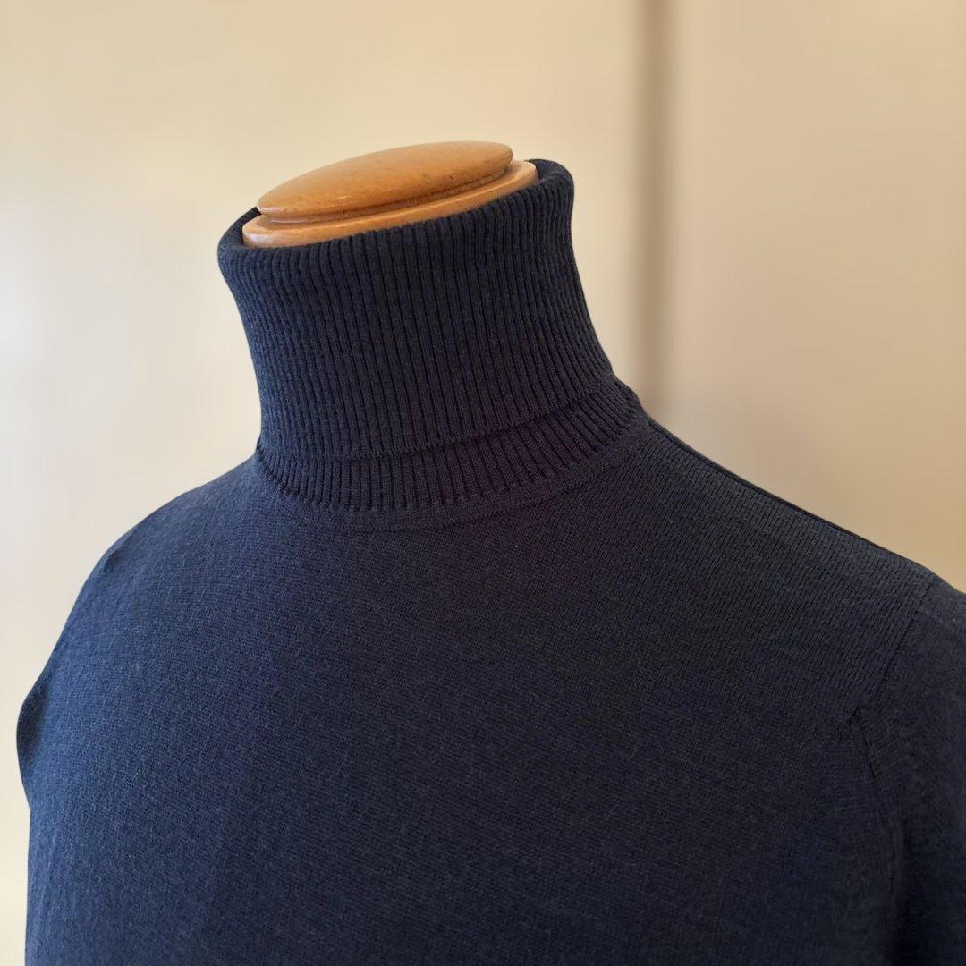 ジョンスメドレー／タートルネックニット／ディープブルー／M