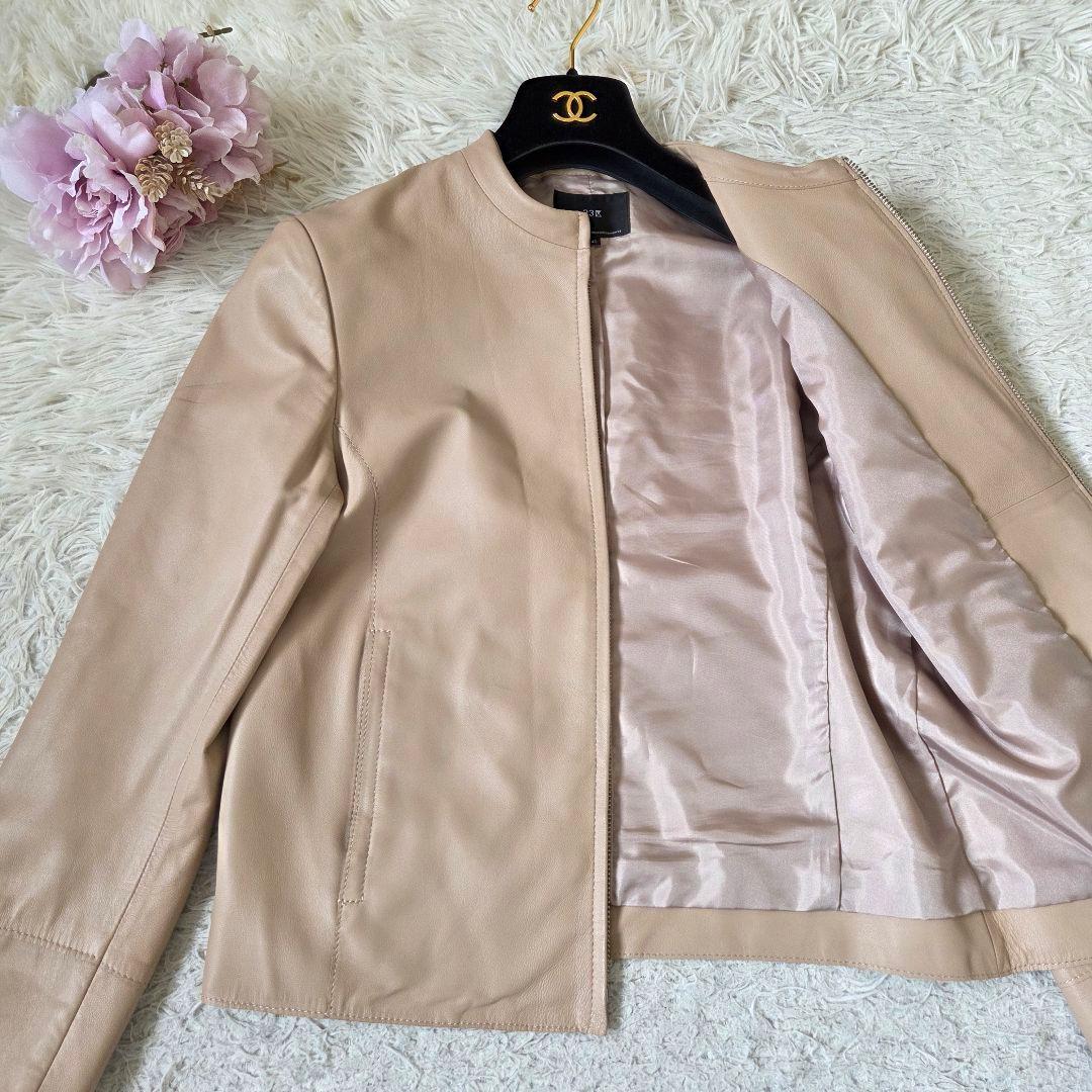 21年モデル 美品 23区 ラムレザー ノーカラージャケット 40 L ベージュ