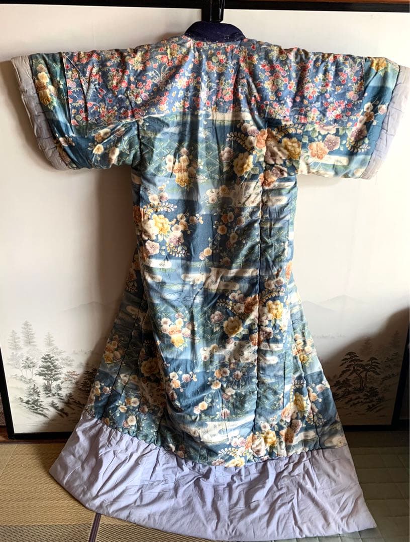 昭和レトロ】 かいまき布団 掻巻 花柄 鮮やか 和模様 ベロア 京都 日本