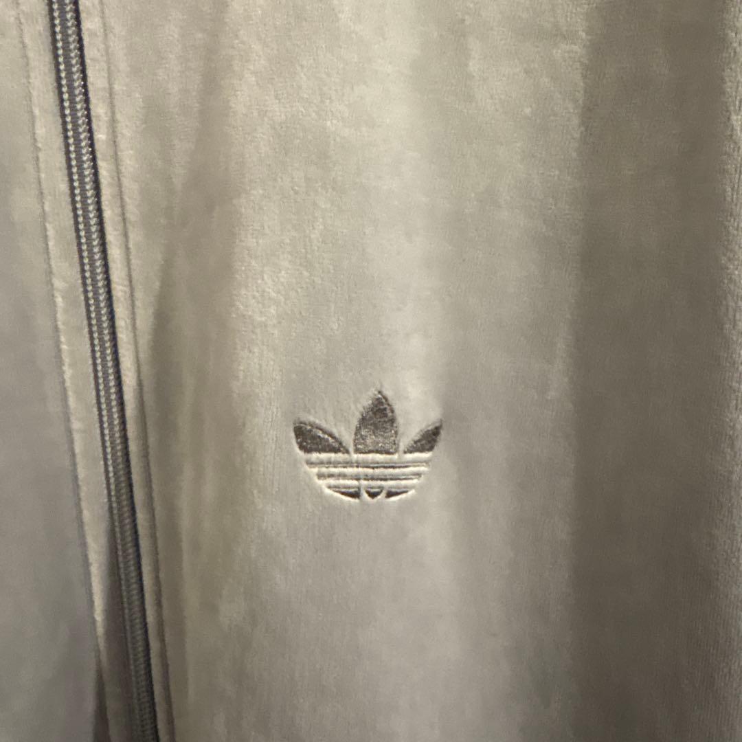 adidas アディダス　トラックジャケット　ベロア　サイズM グレー