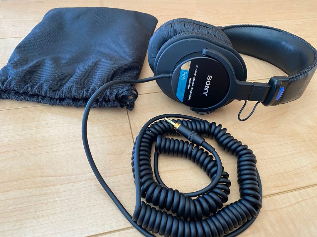 美品！SONY MDR7506定番スタジオモニターヘッドホン折りたたみ式青ラベル