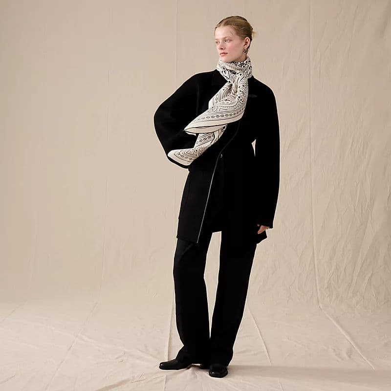 期間限定❗【新品】HERMES バンダナ カシシル シュヴァル カレジェアン