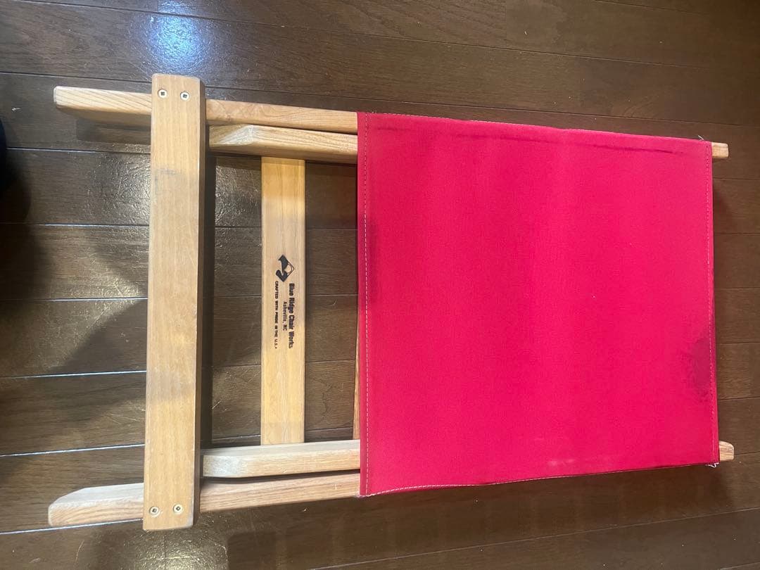 セット販売。ブルーリッジチェアワークスカロリナスナックテーブル&チェア(赤)2脚