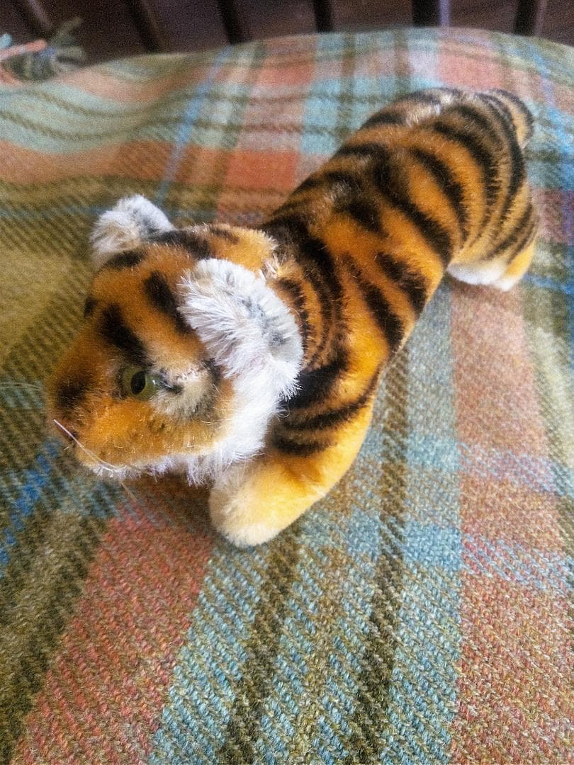 虎 シュタイフ きれいなバター色 ヴィンテージ 草原のアニマル 仔虎