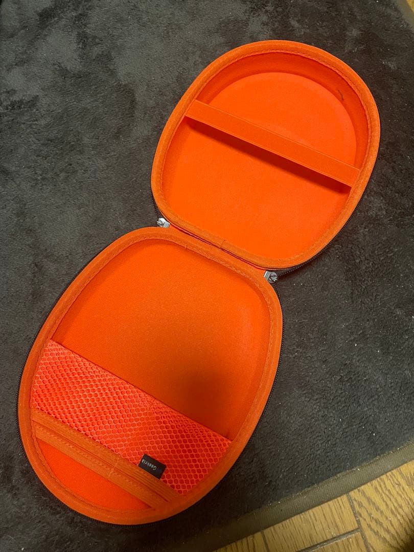 Sennheiser Accentum Wireless ヘッドホン（ケース付）