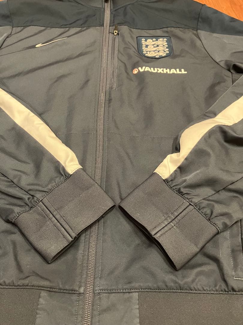 イングランド代表 Nike Vauxhall トラックジャケット 古着 - メルカリ