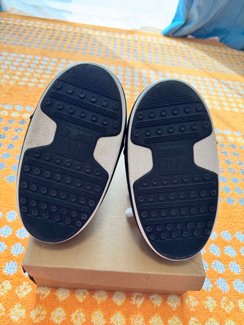 MOON BOOT スキー用ブーツ 女性用 ホワイト/ブラック