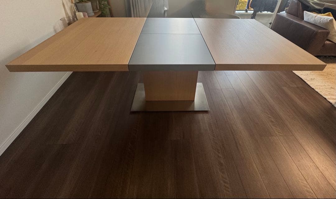 最終値下げ　BoConcept(ボーコンセプト)ダイニングテーブル