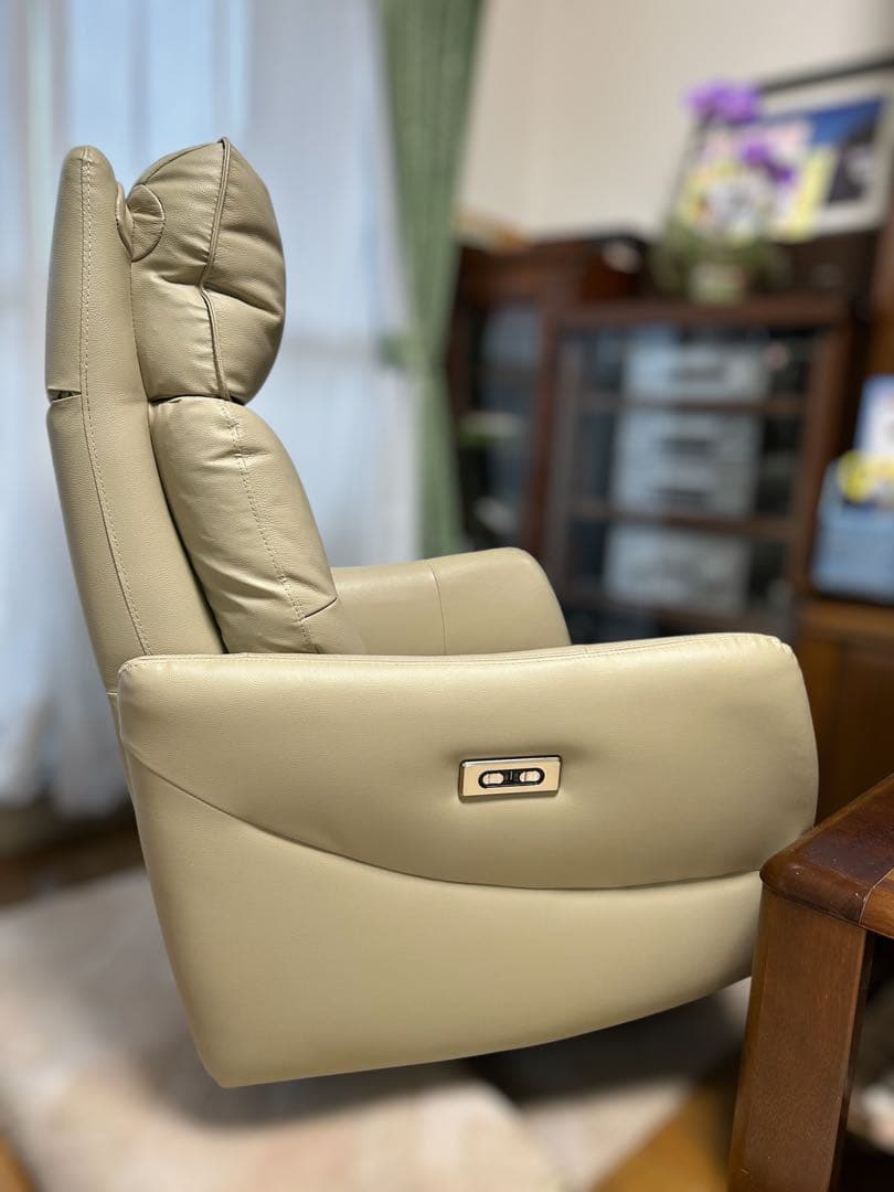 ニトリ / 電動リクライニングパーソナルチェア ／ベージュ／2モーター