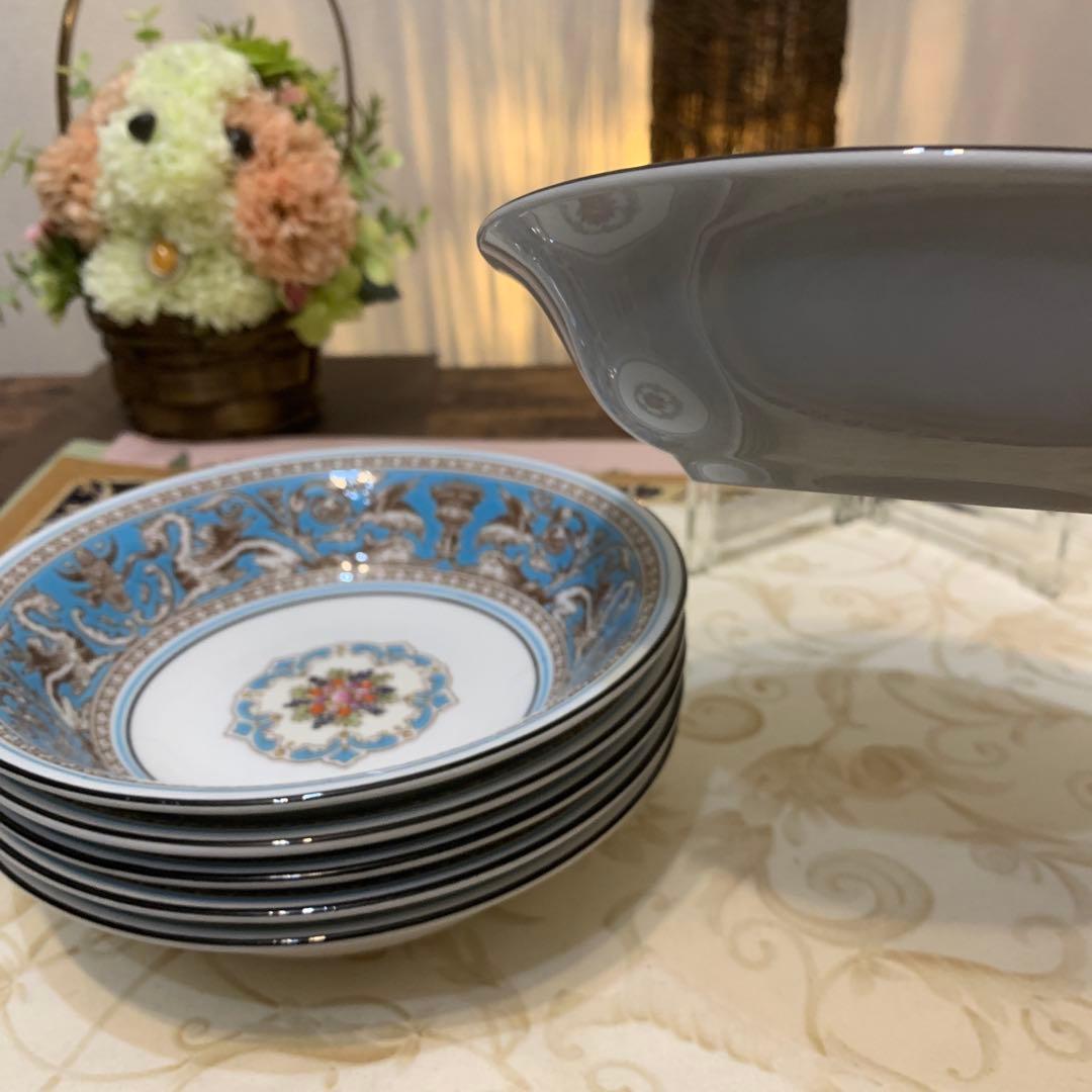 未使用　ウェッジウッド フロレンティーン　ターコイズ　15.5cmサラダボウル