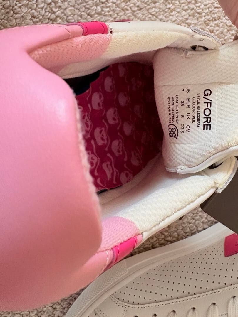 G/FORE ホワイト ピンク スニーカー