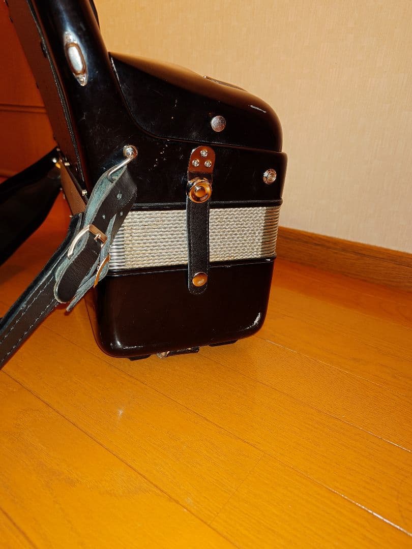 イタリア製　アコーディオン　EXCELSIOR エキセルシャー　MOD.400