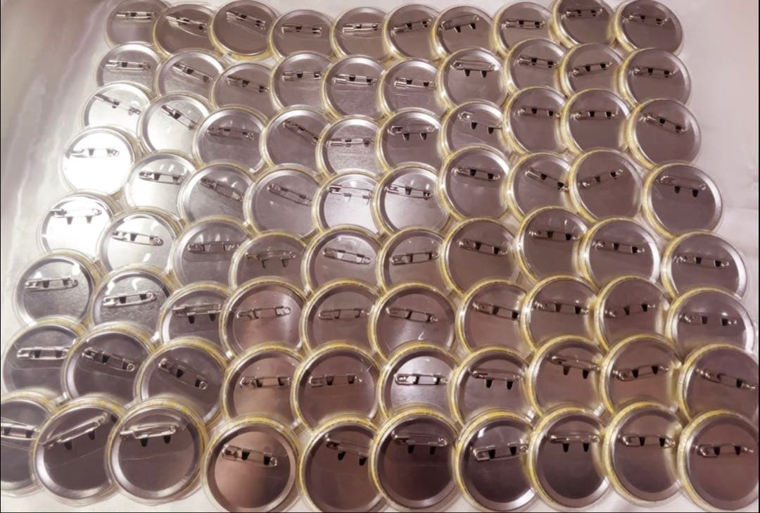 センラ 痛バ LOVE 2021 缶バッジ