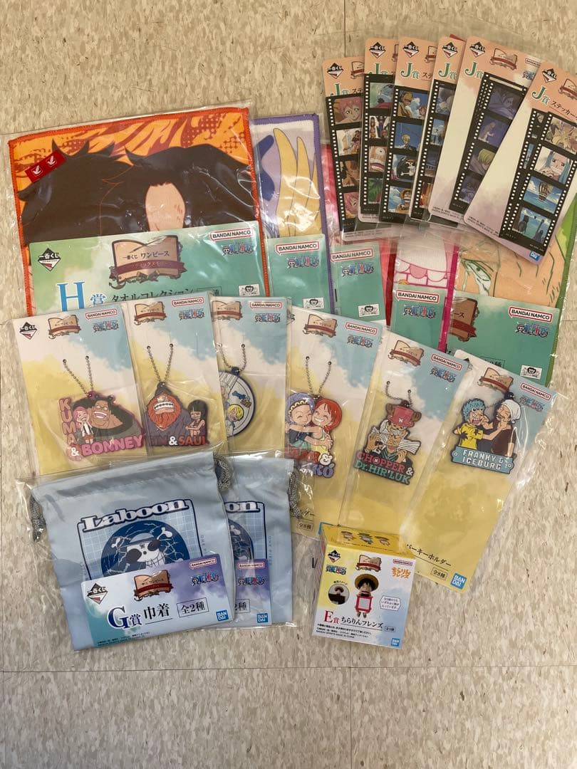 ワンピース一番くじ　ドラマティックメモリーズ　A賞B賞×2ラストワン賞おまけ付き